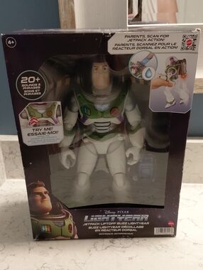 NIB Disney Pixar Lightyear Jetpack Lift-Off Buzz NEW Talking Collectible
